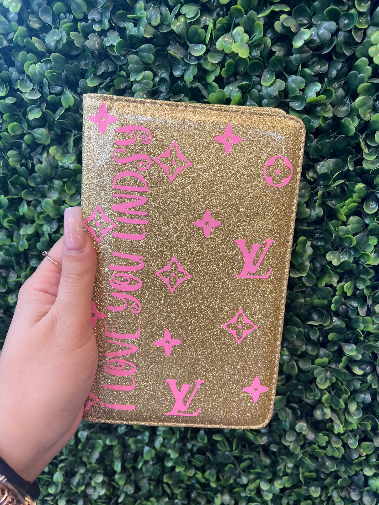 Waitress check book